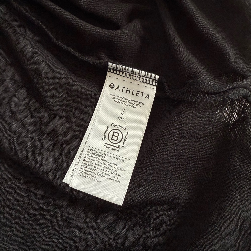 Athleta Tee - Picture 6 of 6